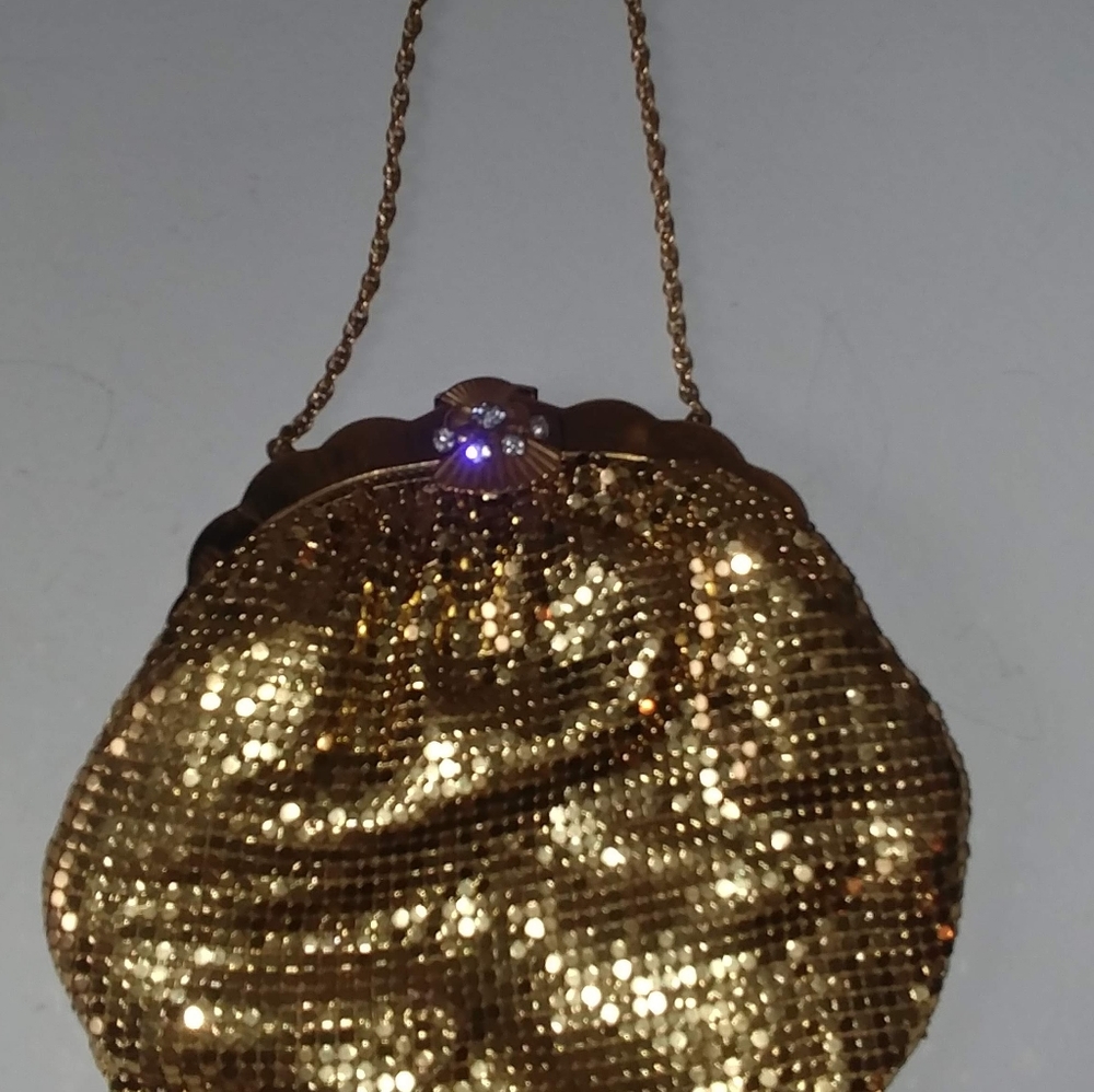 Vintage gold mesh purse